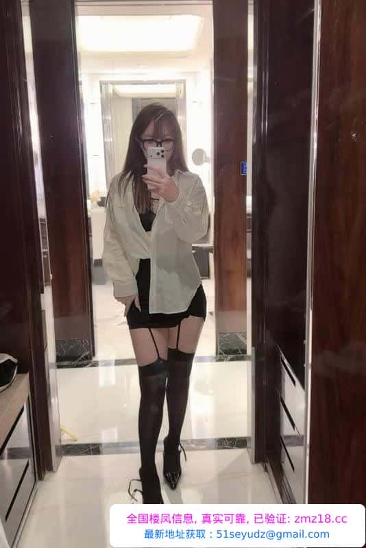 窈窕身材颜值女友老师