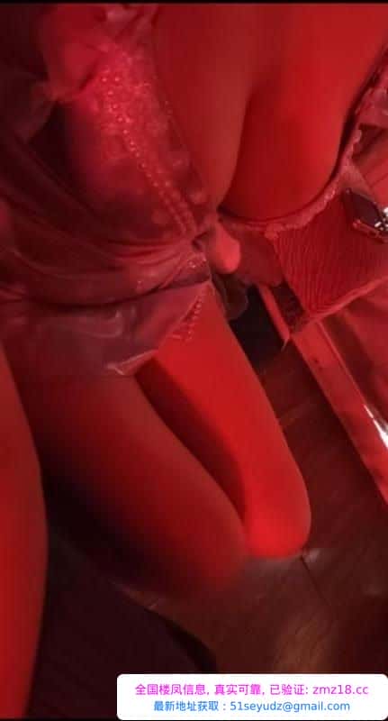 美臀美少妇