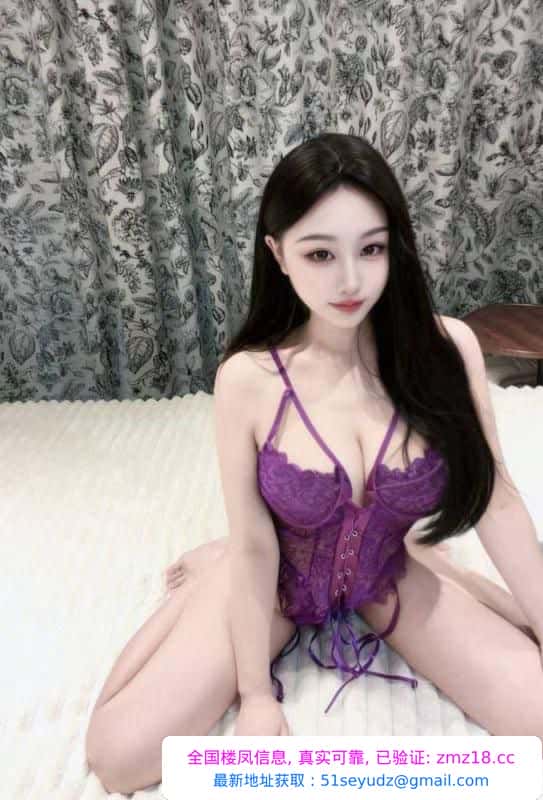 吴中性感大胸骚妹