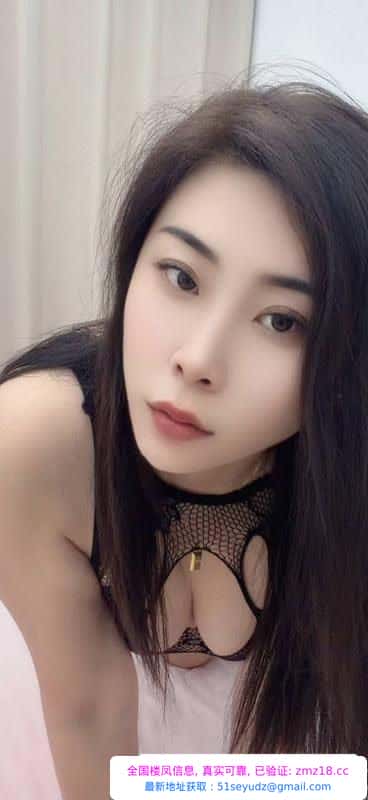 风情妩媚蜜桃臀御姐