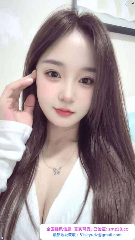 气质丰满多汁骚妹子